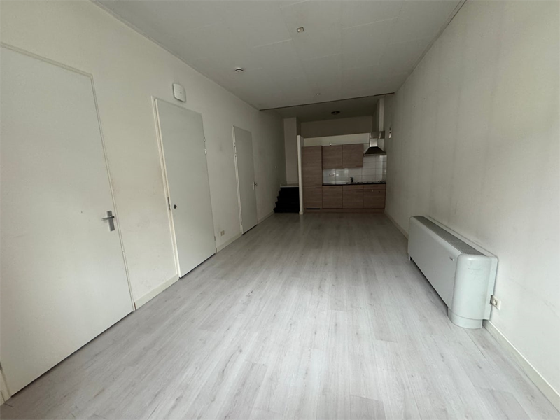 **TE HUUR studio met balkon in Groningen via DirectWonen